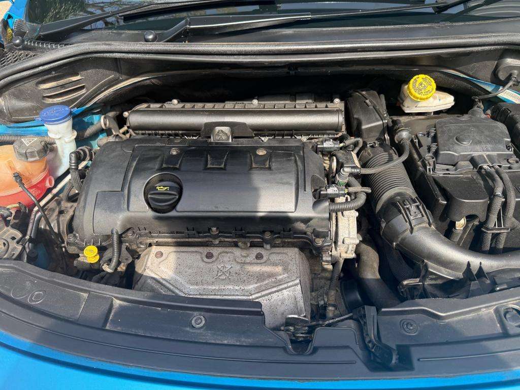 2012 PEUGEOT 207 2012 PEUGEOT 207