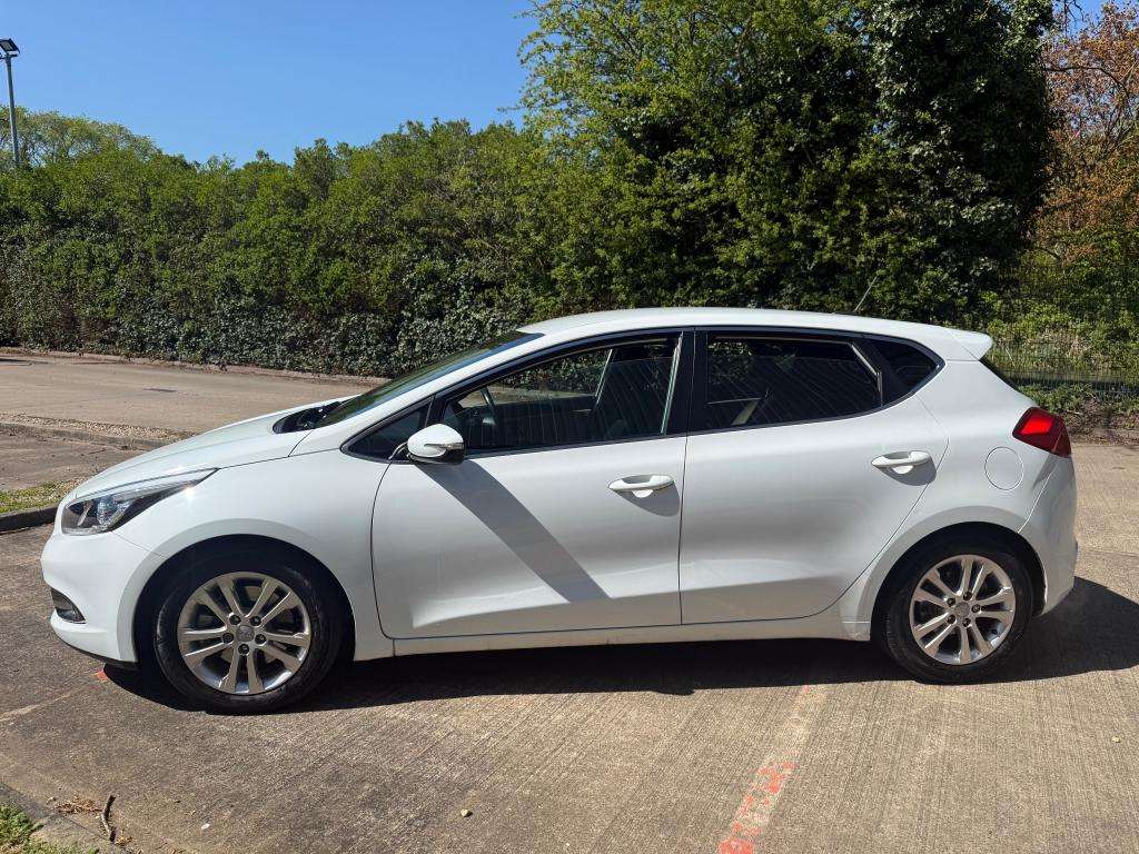 2014 KIA CEED 2014 KIA CEED