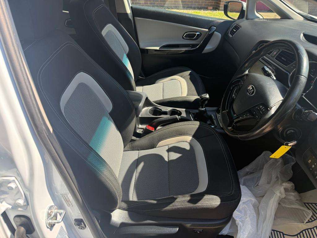 2014 KIA CEED 2014 KIA CEED