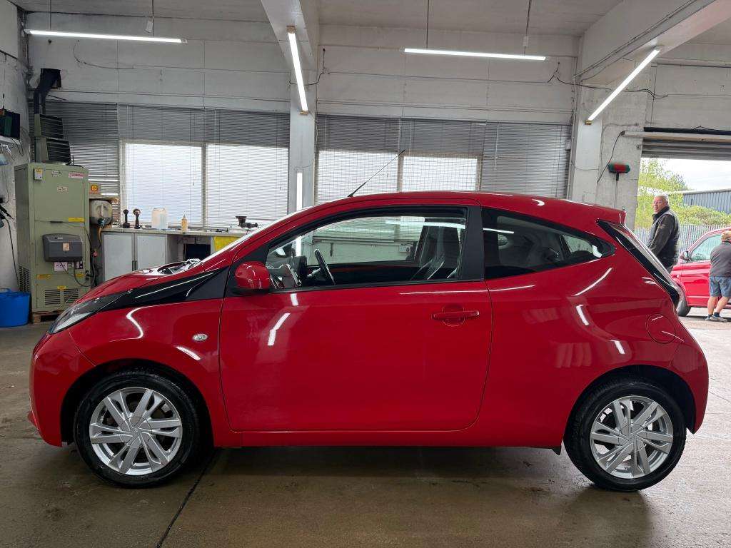 2014 TOYOTA AYGO 2014 TOYOTA AYGO