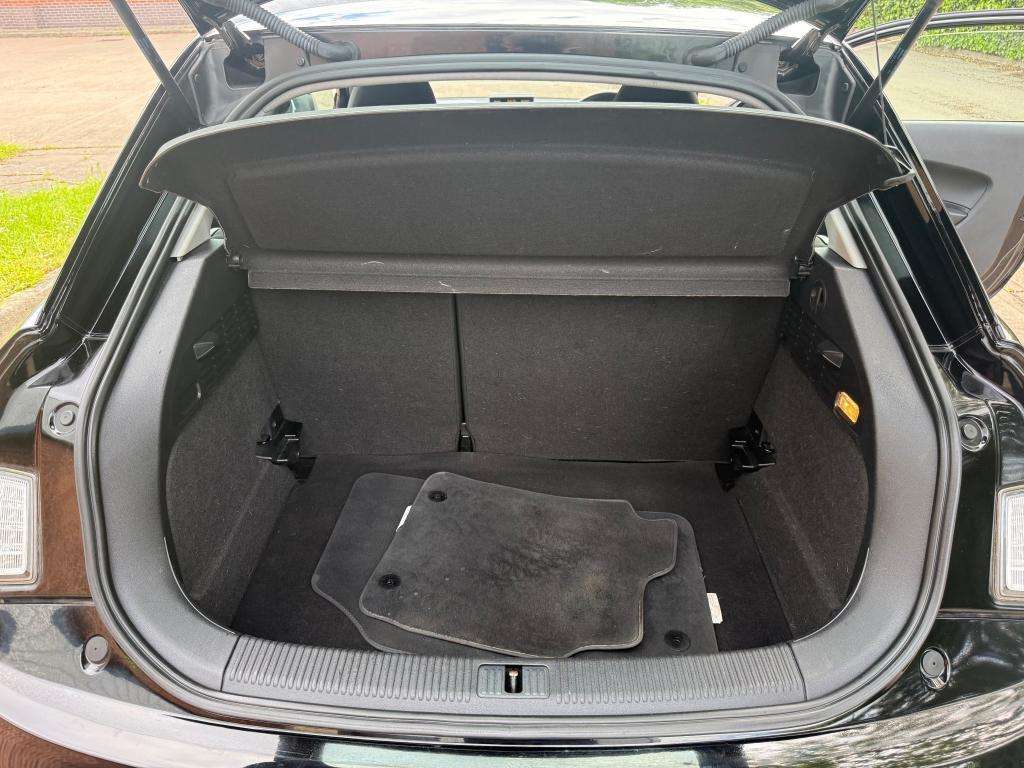 2014 AUDI A1 2014 AUDI A1