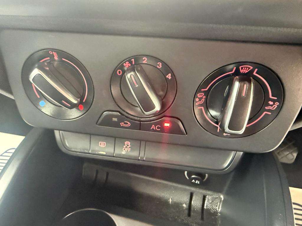 2014 AUDI A1 2014 AUDI A1