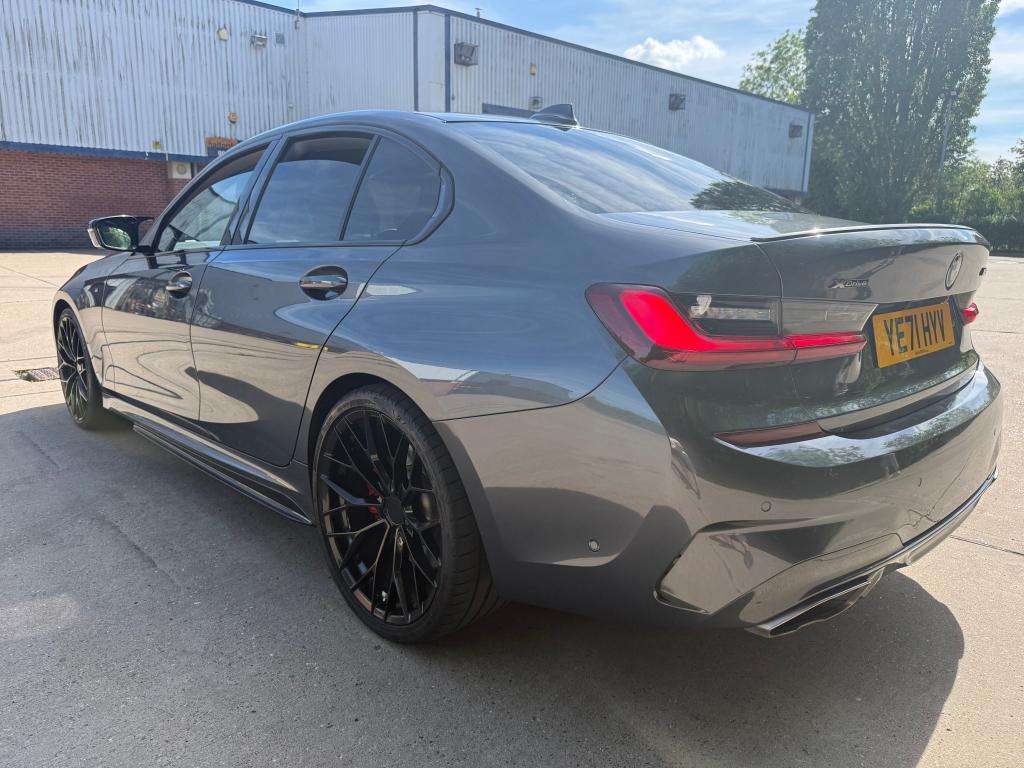 A 2021 BMW 3 SERIES M340d Xdrive Mhev Auto A 2021 BMW 3 SERIES M340d Xdrive Mhev Auto