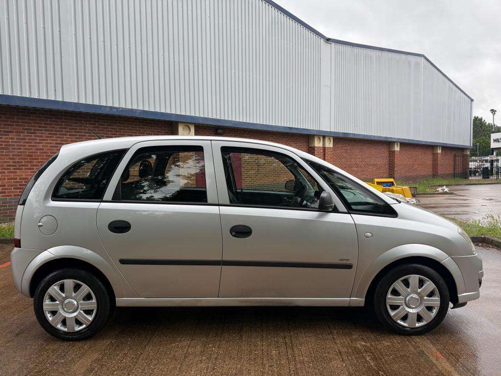 A 2009 VAUXHALL MERIVA Life E-tronic A 2009 VAUXHALL MERIVA Life E-tronic