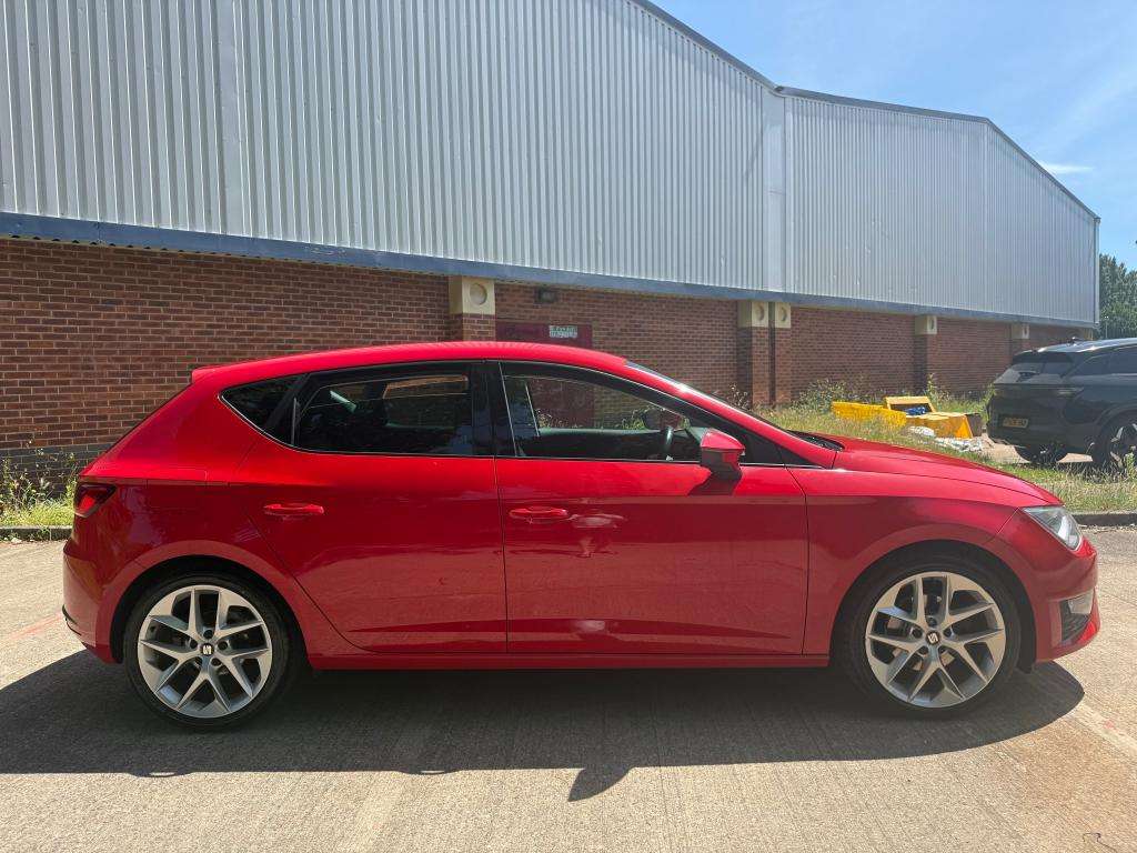 A 2013 SEAT LEON Fr Tdi A 2013 SEAT LEON Fr Tdi
