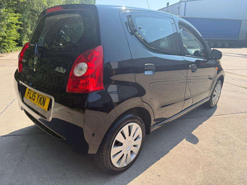 A 2015 SUZUKI ALTO Sz A 2015 SUZUKI ALTO Sz