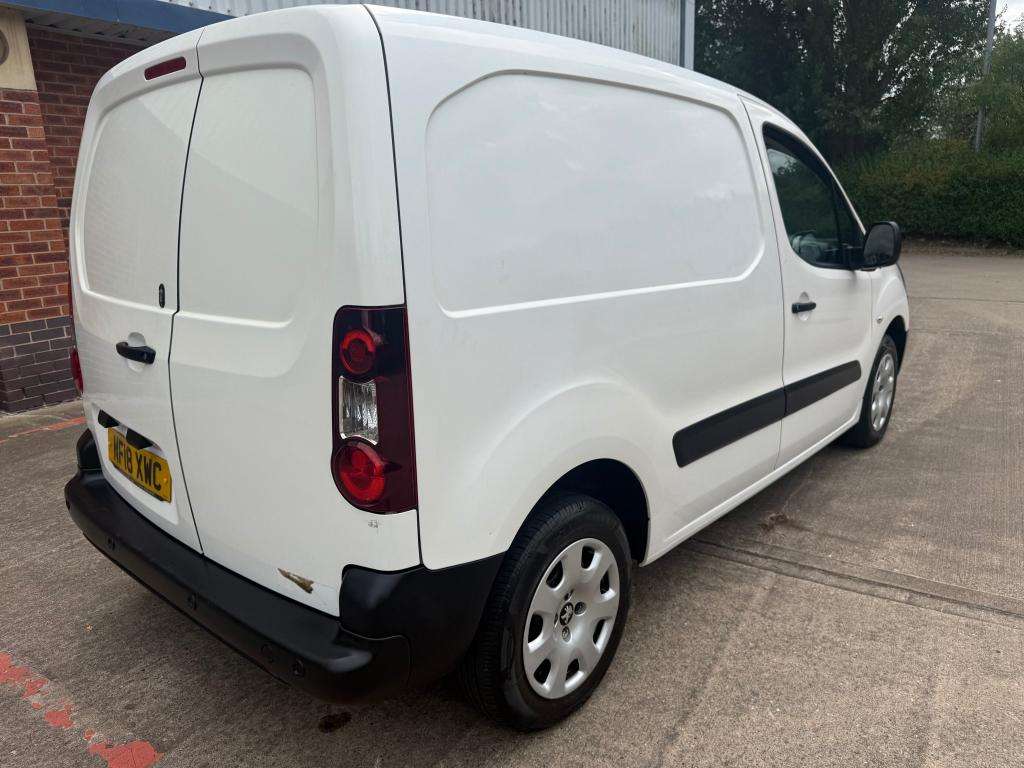 A 2018 PEUGEOT PARTNER Professional L1 Blue Hdi A 2018 PEUGEOT PARTNER Professional L1 Blue Hdi