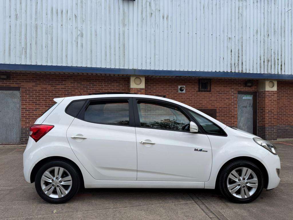 A 2012 HYUNDAI IX20 Style A 2012 HYUNDAI IX20 Style