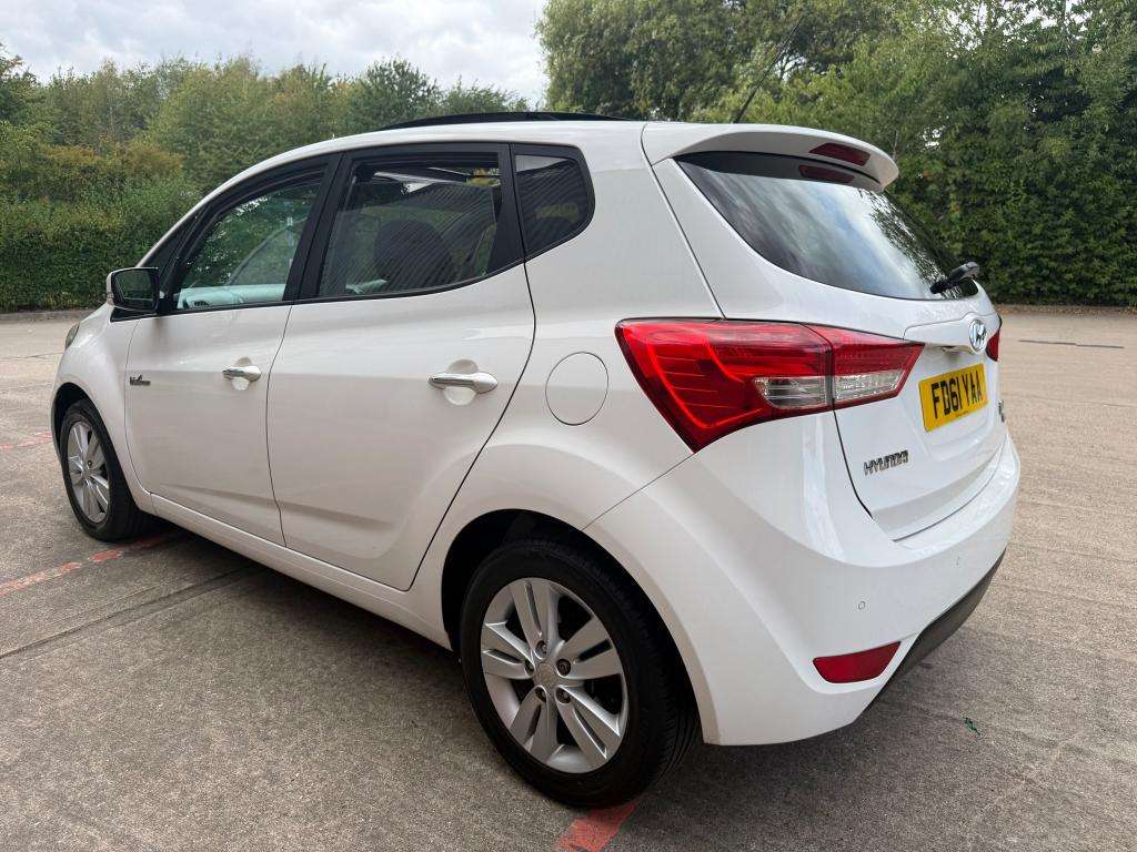 A 2012 HYUNDAI IX20 Style A 2012 HYUNDAI IX20 Style