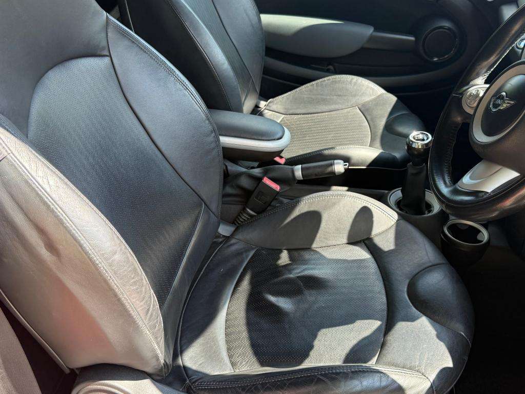 2009 MINI HATCH 2009 MINI HATCH