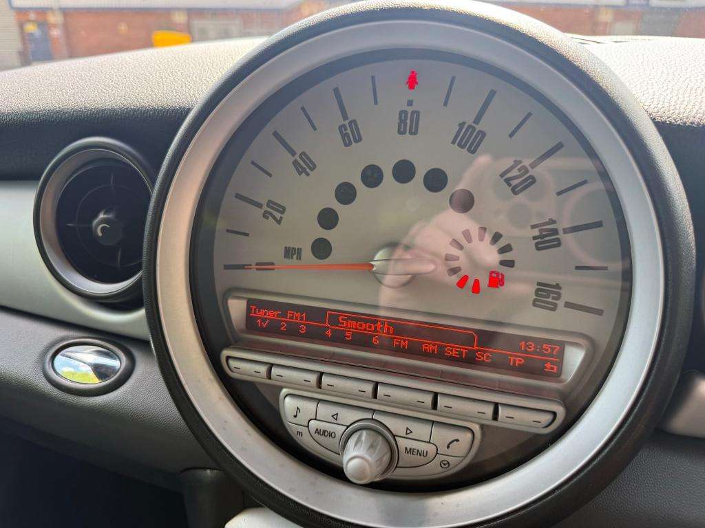 2009 MINI HATCH 2009 MINI HATCH