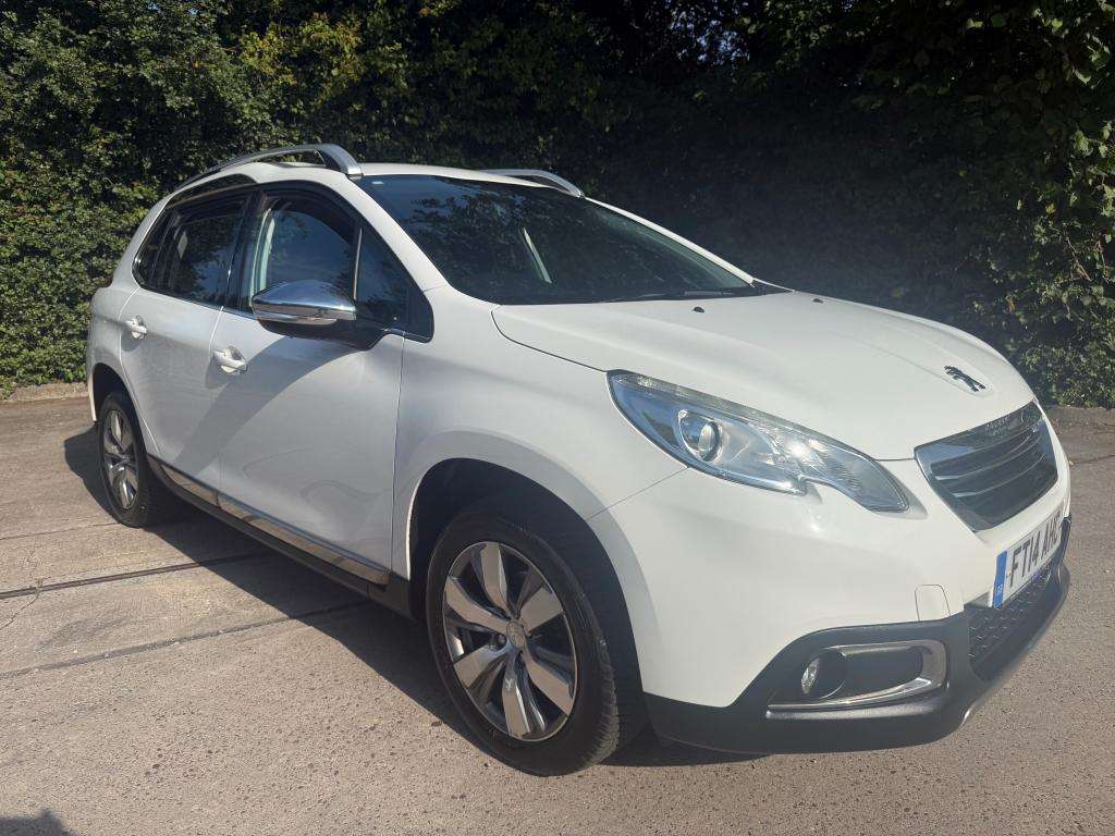 A 2014 PEUGEOT 2008 Allure E-hdi Semi-auto A 2014 PEUGEOT 2008 Allure E-hdi Semi-auto