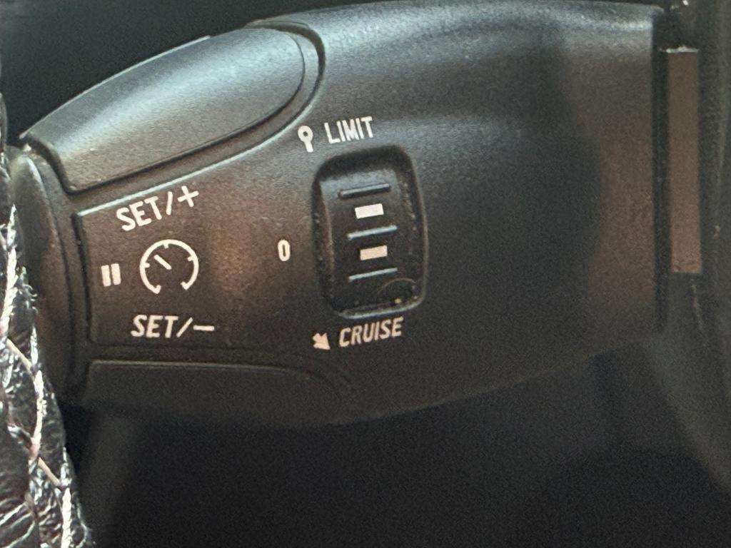 2014 PEUGEOT 2008 2014 PEUGEOT 2008