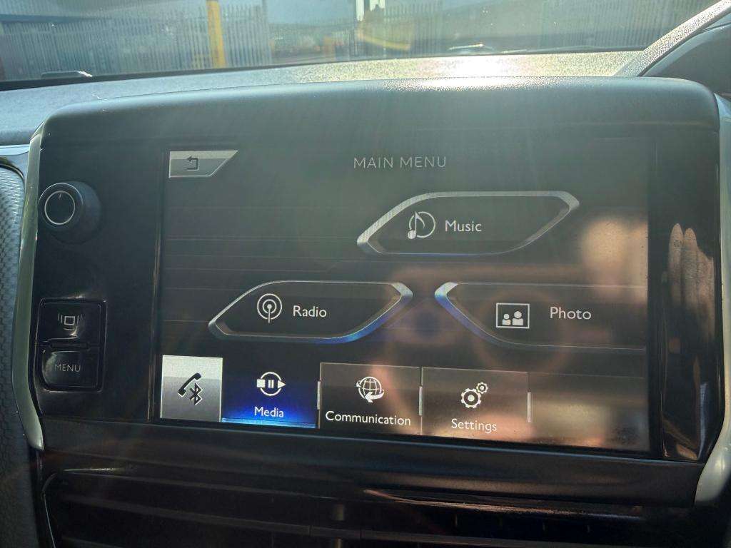 2014 PEUGEOT 2008 2014 PEUGEOT 2008