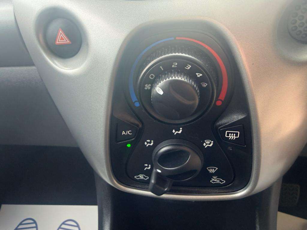 2016 PEUGEOT 108 2016 PEUGEOT 108