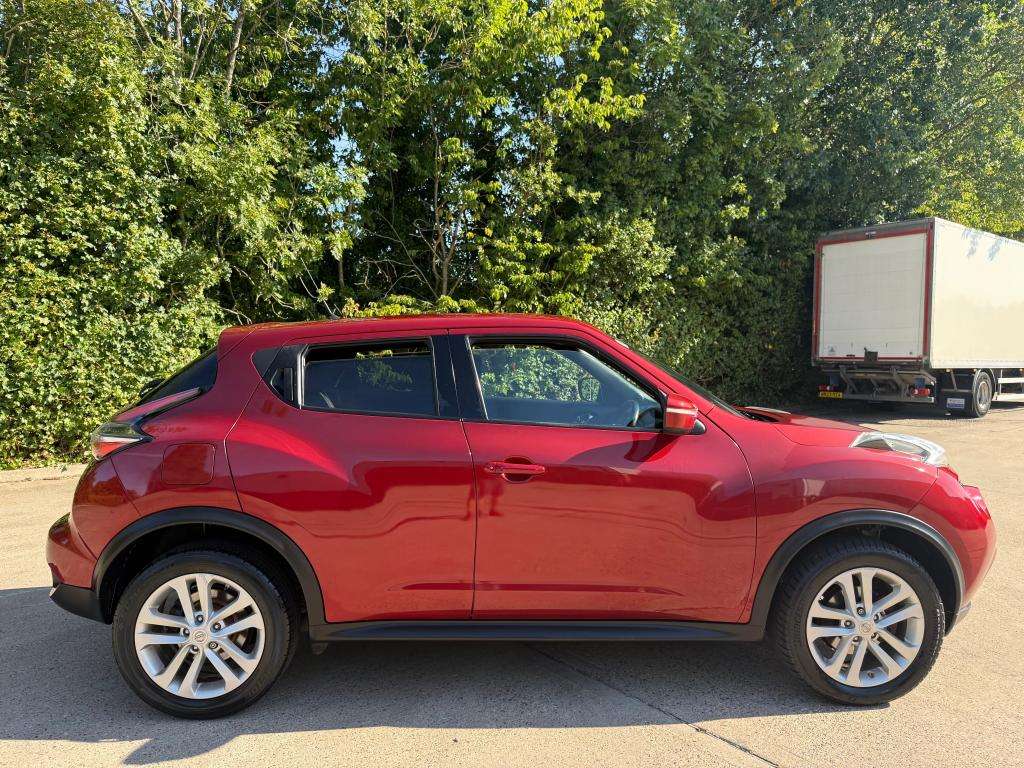 A 2015 NISSAN JUKE Acenta Premium Dci A 2015 NISSAN JUKE Acenta Premium Dci
