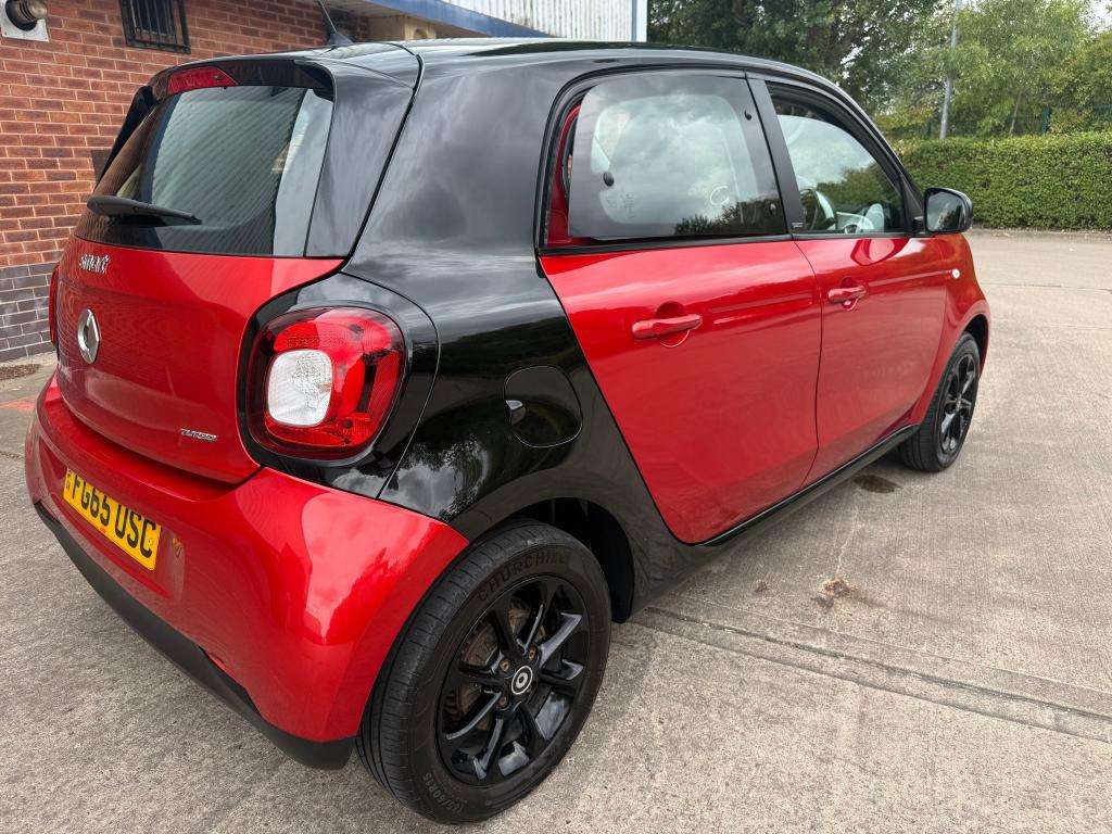 A 2015 SMART FORFOUR Passion A 2015 SMART FORFOUR Passion