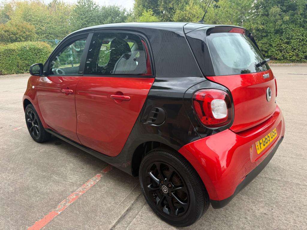 A 2015 SMART FORFOUR Passion A 2015 SMART FORFOUR Passion