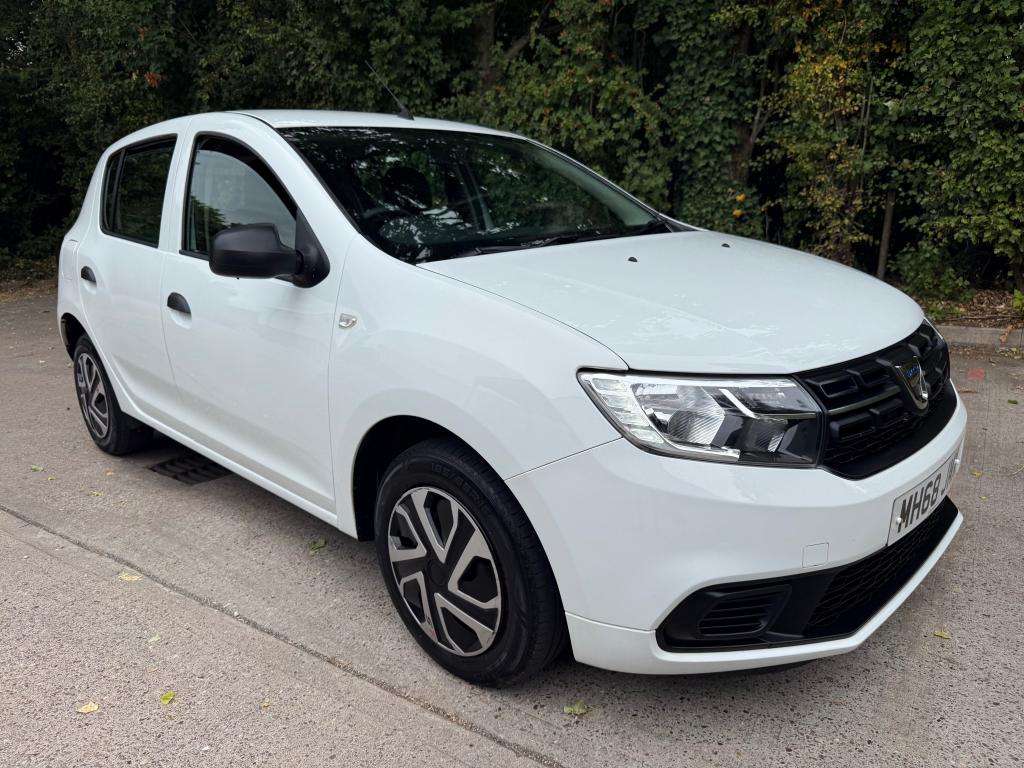 A 2019 DACIA SANDERO Essential Sce A 2019 DACIA SANDERO Essential Sce