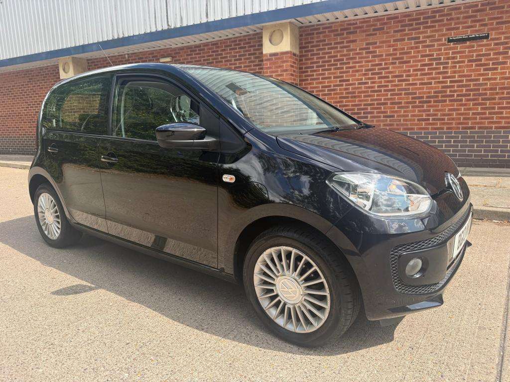 A 2013 VOLKSWAGEN UP! High Up! A 2013 VOLKSWAGEN UP! High Up!
