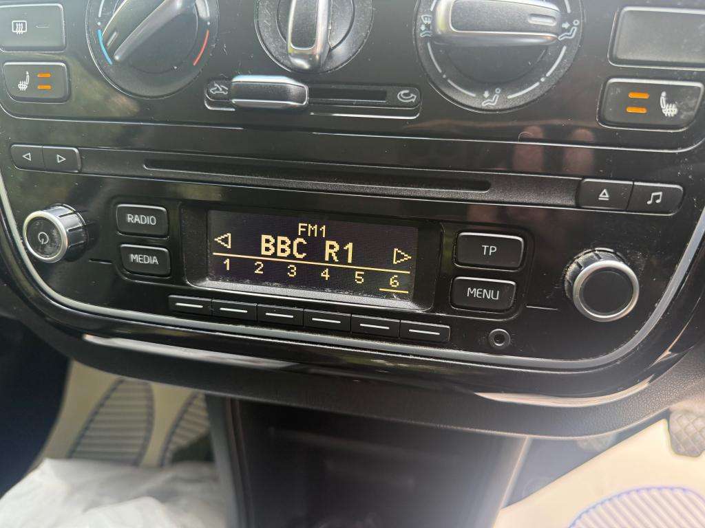 2013 VOLKSWAGEN UP! 2013 VOLKSWAGEN UP!