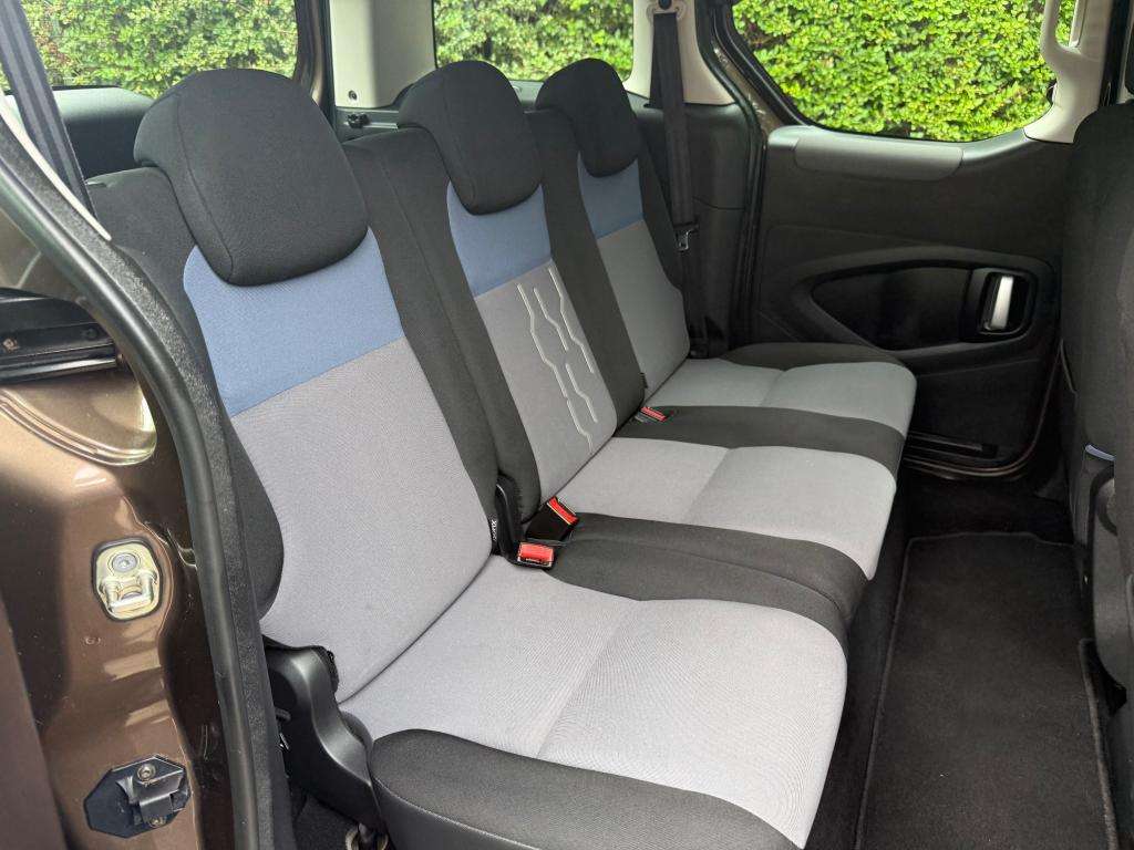 2014 PEUGEOT PARTNER TEPEE 2014 PEUGEOT PARTNER TEPEE