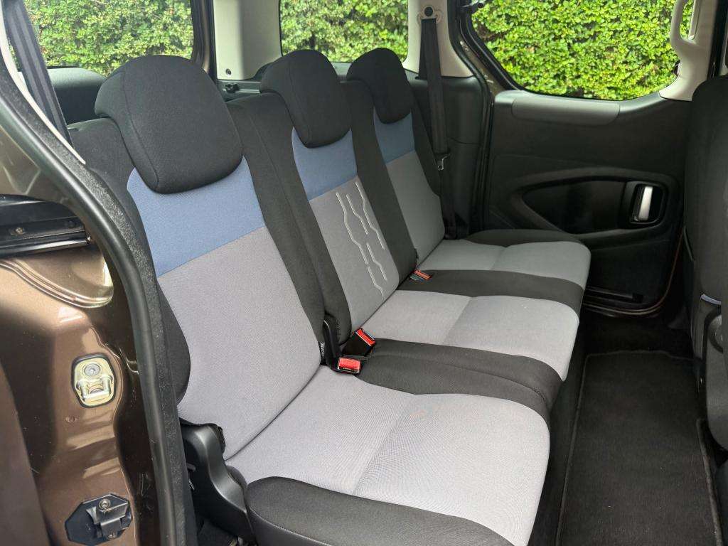 2014 PEUGEOT PARTNER TEPEE 2014 PEUGEOT PARTNER TEPEE