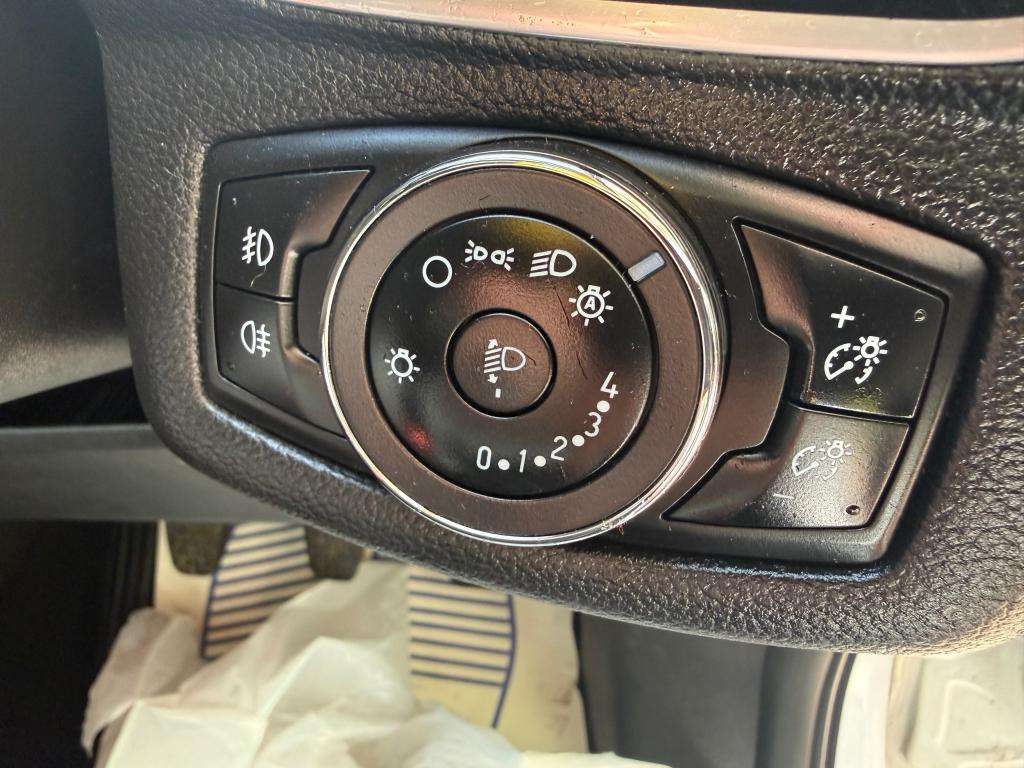 2015 FORD B-MAX 2015 FORD B-MAX