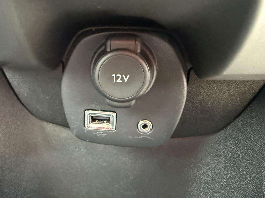 2017 PEUGEOT 108 2017 PEUGEOT 108