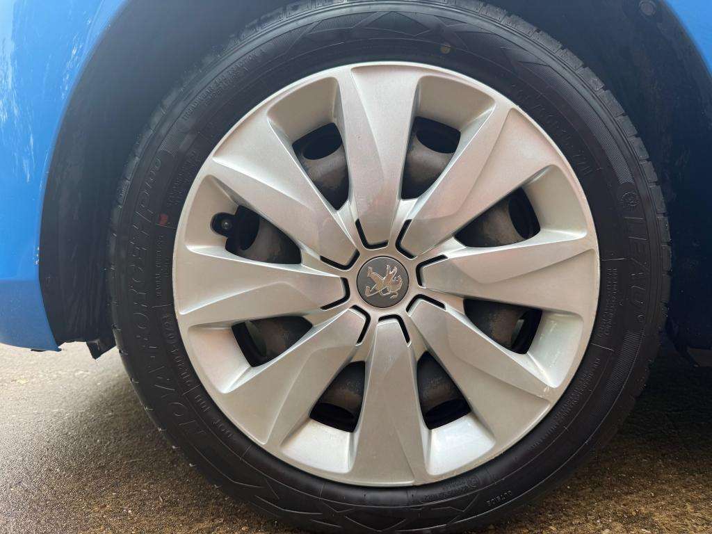 2017 PEUGEOT 108 2017 PEUGEOT 108
