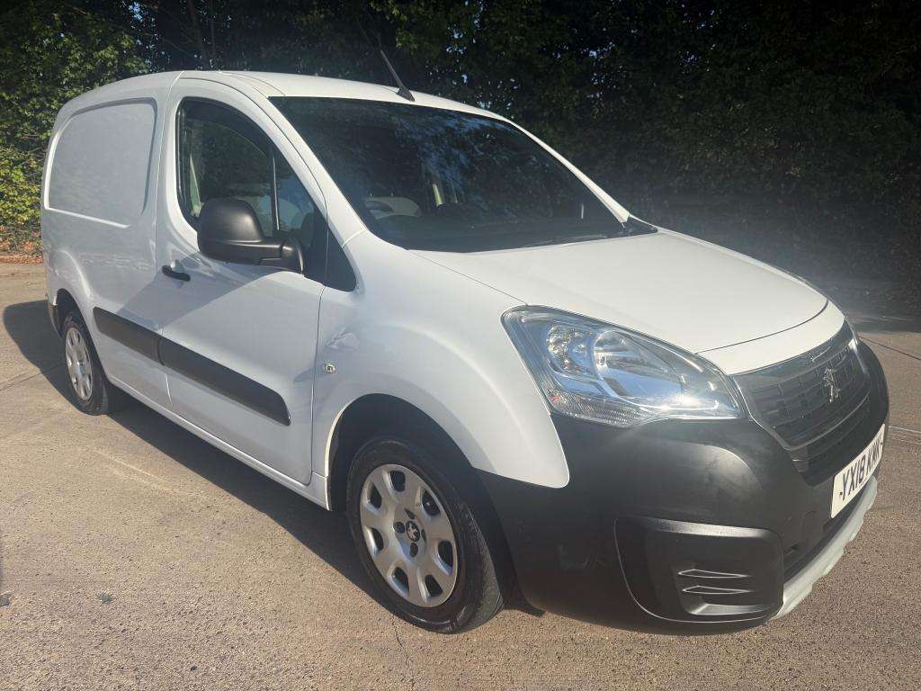 A 2018 PEUGEOT PARTNER Professional L1 Blue Hdi A 2018 PEUGEOT PARTNER Professional L1 Blue Hdi