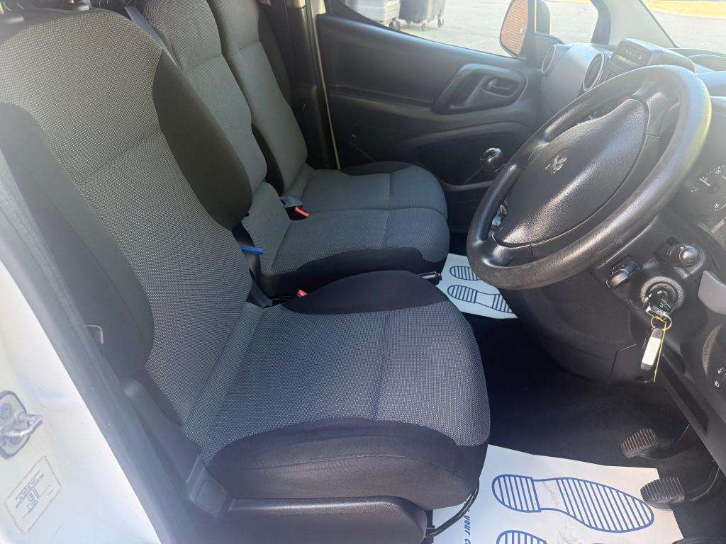 2018 PEUGEOT PARTNER 2018 PEUGEOT PARTNER