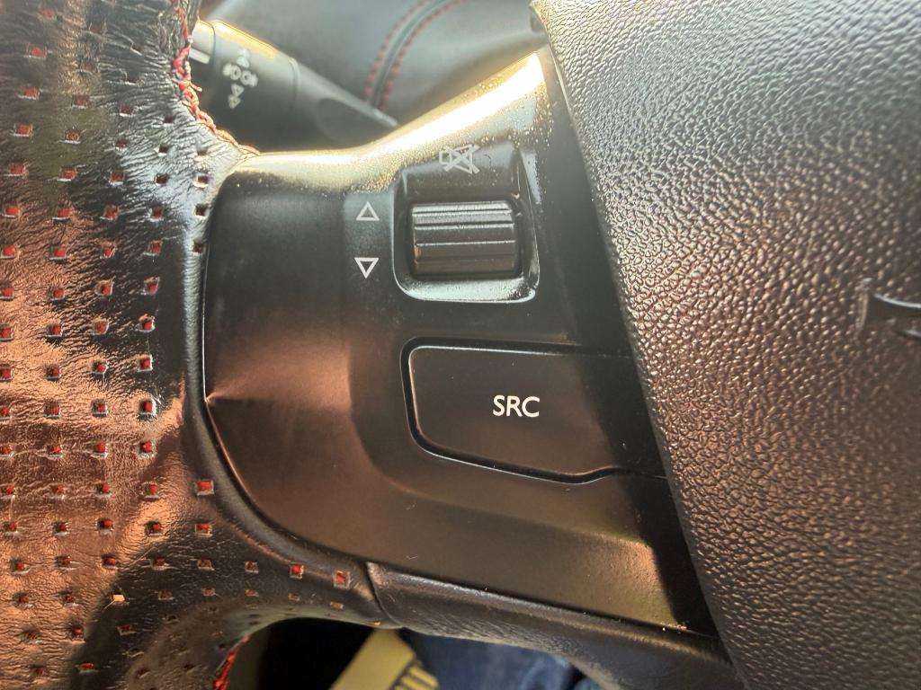2015 PEUGEOT 208 2015 PEUGEOT 208