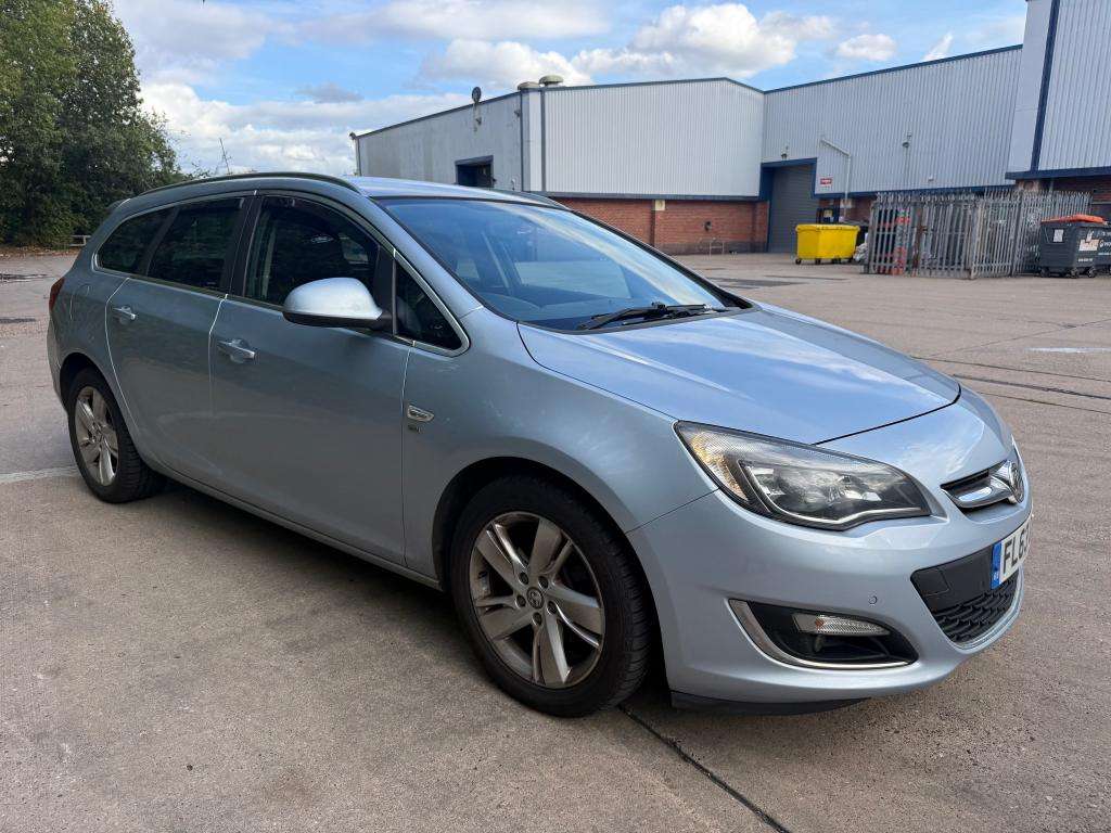 A 2013 VAUXHALL ASTRA Sri Cdti S/s A 2013 VAUXHALL ASTRA Sri Cdti S/s