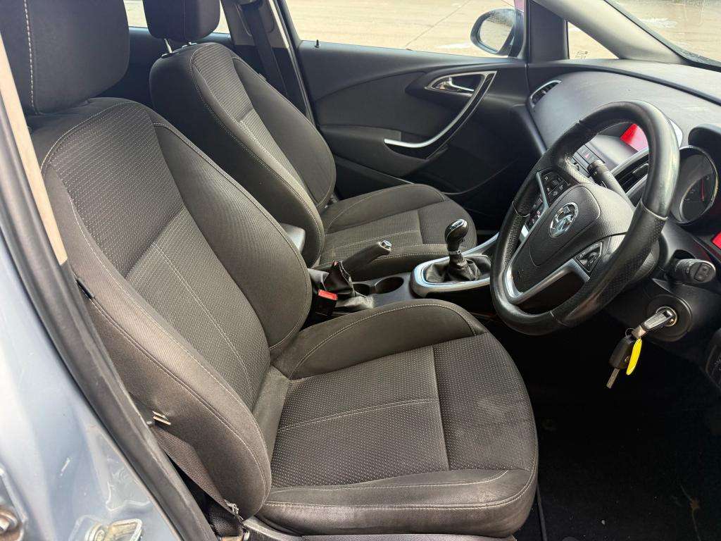 2013 VAUXHALL ASTRA 2013 VAUXHALL ASTRA