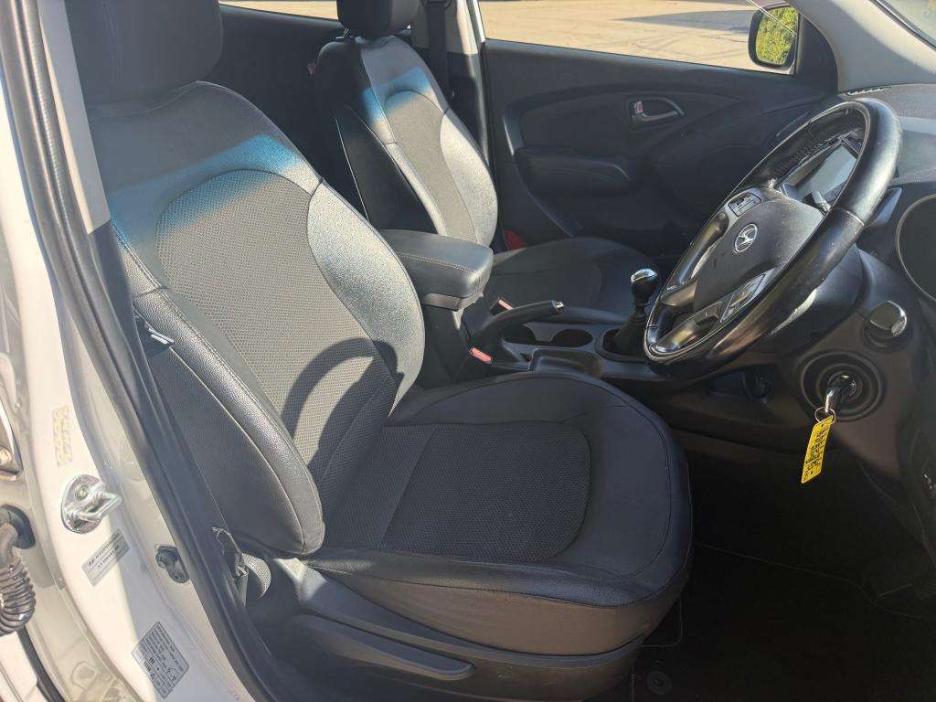 2015 HYUNDAI IX35 2015 HYUNDAI IX35
