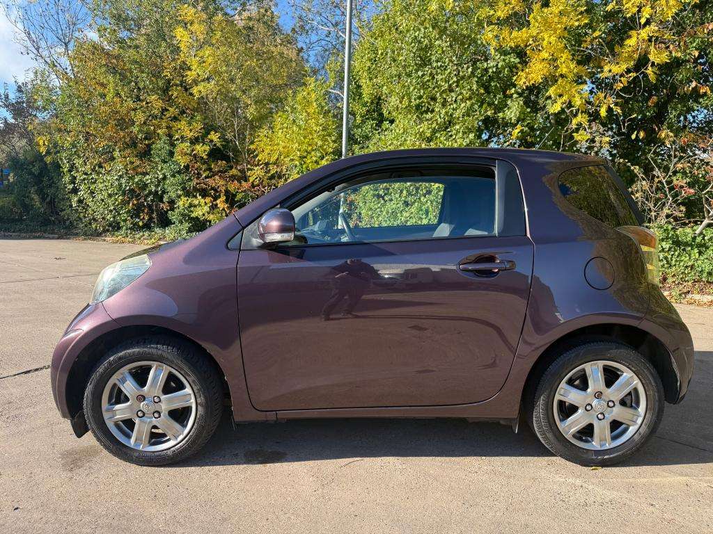 2009 TOYOTA IQ 2009 TOYOTA IQ