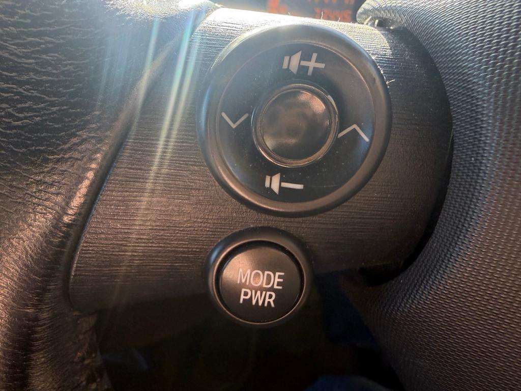 2009 TOYOTA IQ 2009 TOYOTA IQ