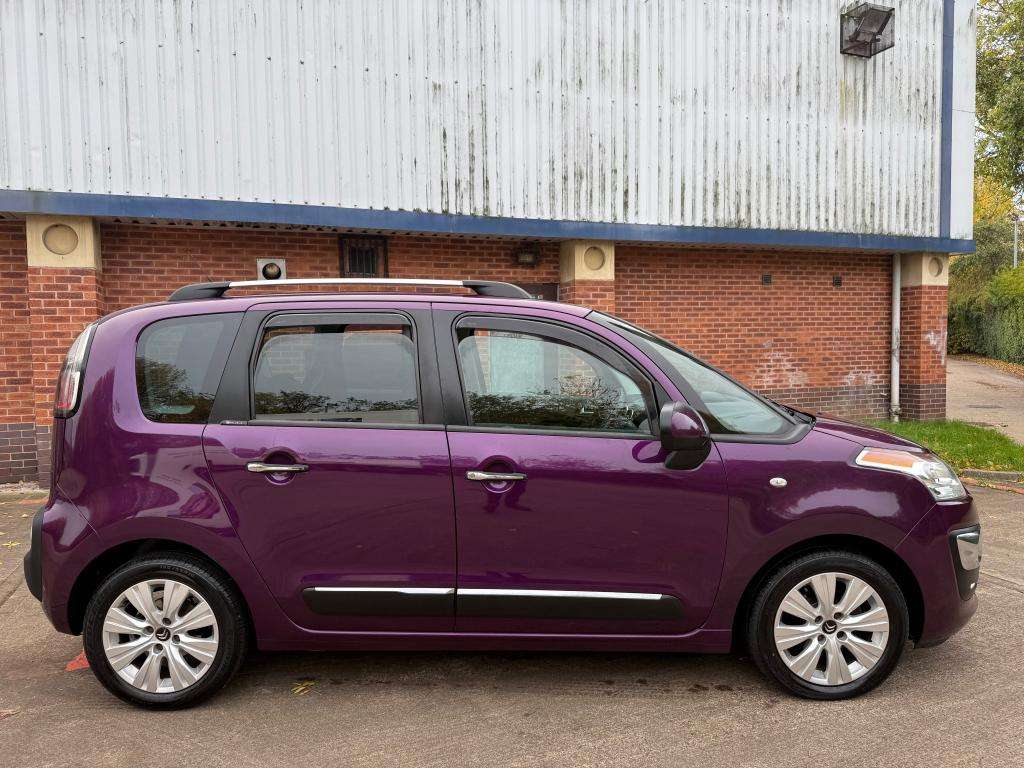A 2015 CITROEN C3 PICASSO Exclusive Blue Hdi A 2015 CITROEN C3 PICASSO Exclusive Blue Hdi