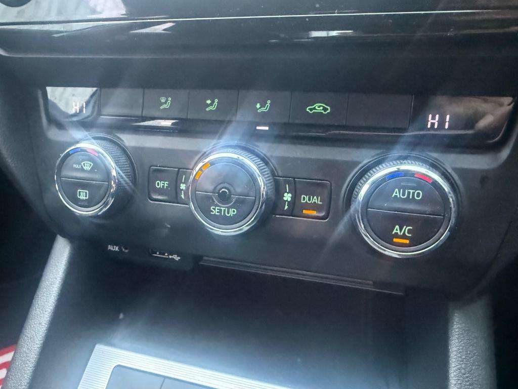 2013 SKODA OCTAVIA 2013 SKODA OCTAVIA