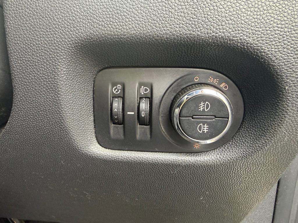 2011 VAUXHALL CORSA 2011 VAUXHALL CORSA