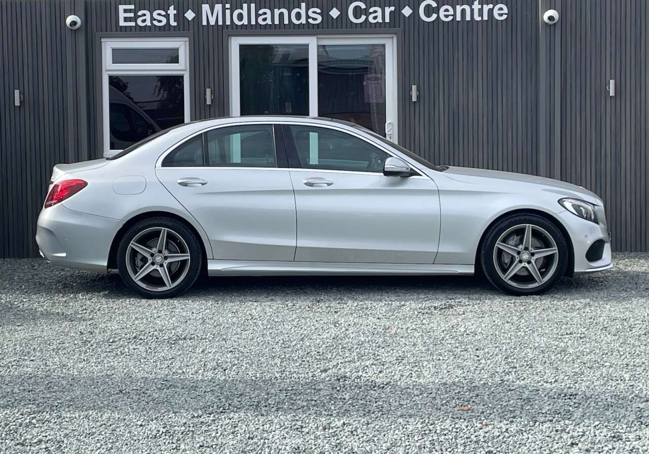 A 2014 MERCEDES-BENZ C-CLASS 2.1 C220 BlueTEC AMG Line (Premium) Saloon 4dr Diesel G-Tronic+ Euro 6 (s/s A 2014 MERCEDES-BENZ C-CLASS 2.1 C220 BlueTEC AMG Line (Premium) Saloon 4dr Diesel G-Tronic+ Euro 6 (s/s