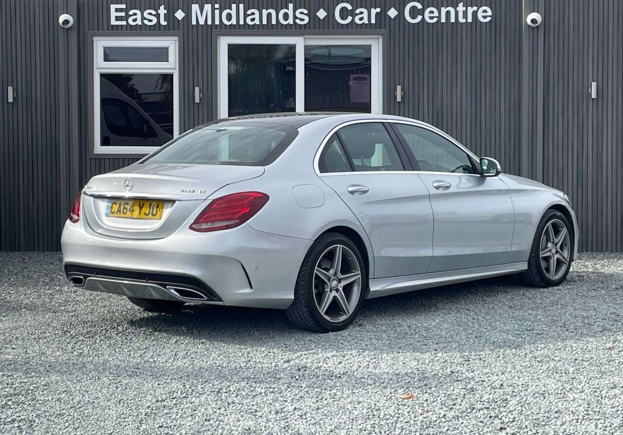 A 2014 MERCEDES-BENZ C-CLASS 2.1 C220 BlueTEC AMG Line (Premium) Saloon 4dr Diesel G-Tronic+ Euro 6 (s/s A 2014 MERCEDES-BENZ C-CLASS 2.1 C220 BlueTEC AMG Line (Premium) Saloon 4dr Diesel G-Tronic+ Euro 6 (s/s