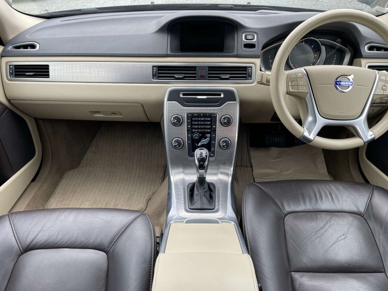 2013 VOLVO XC70 2013 VOLVO XC70