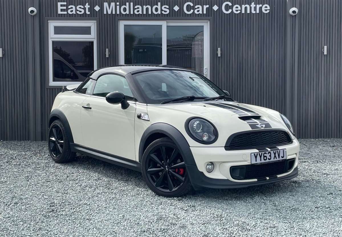 Check out this Mini Coupe 2014 Petrol Manual