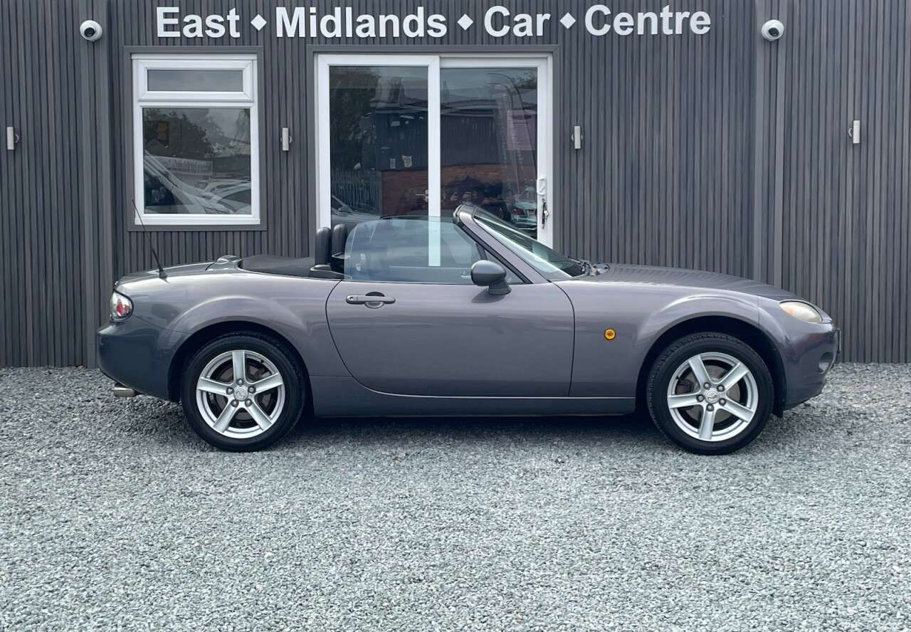 2006 MAZDA MX-5 2006 MAZDA MX-5