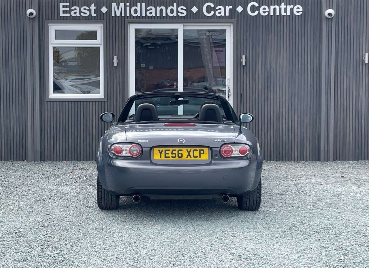 2006 MAZDA MX-5 2006 MAZDA MX-5