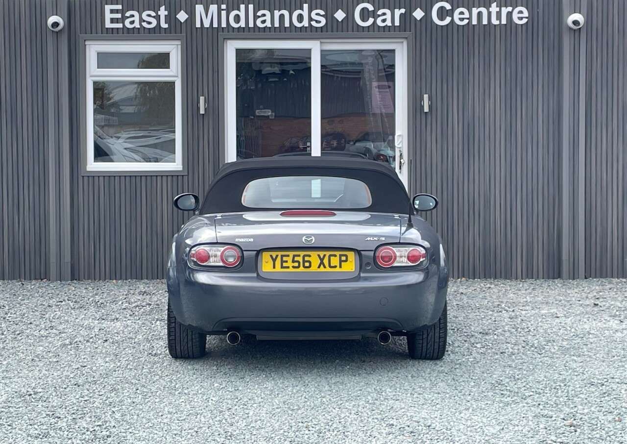 2006 MAZDA MX-5 2006 MAZDA MX-5