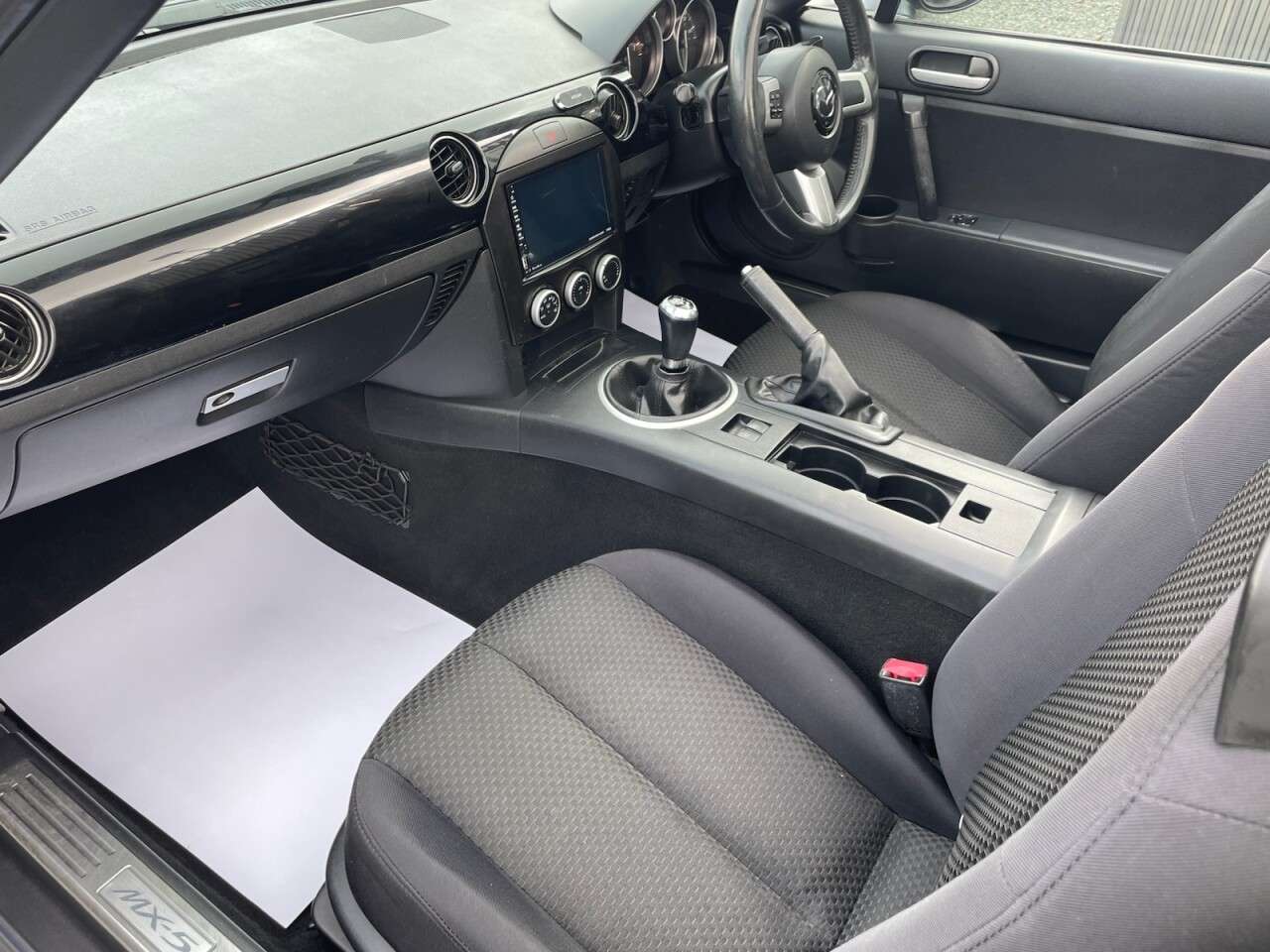 2006 MAZDA MX-5 2006 MAZDA MX-5