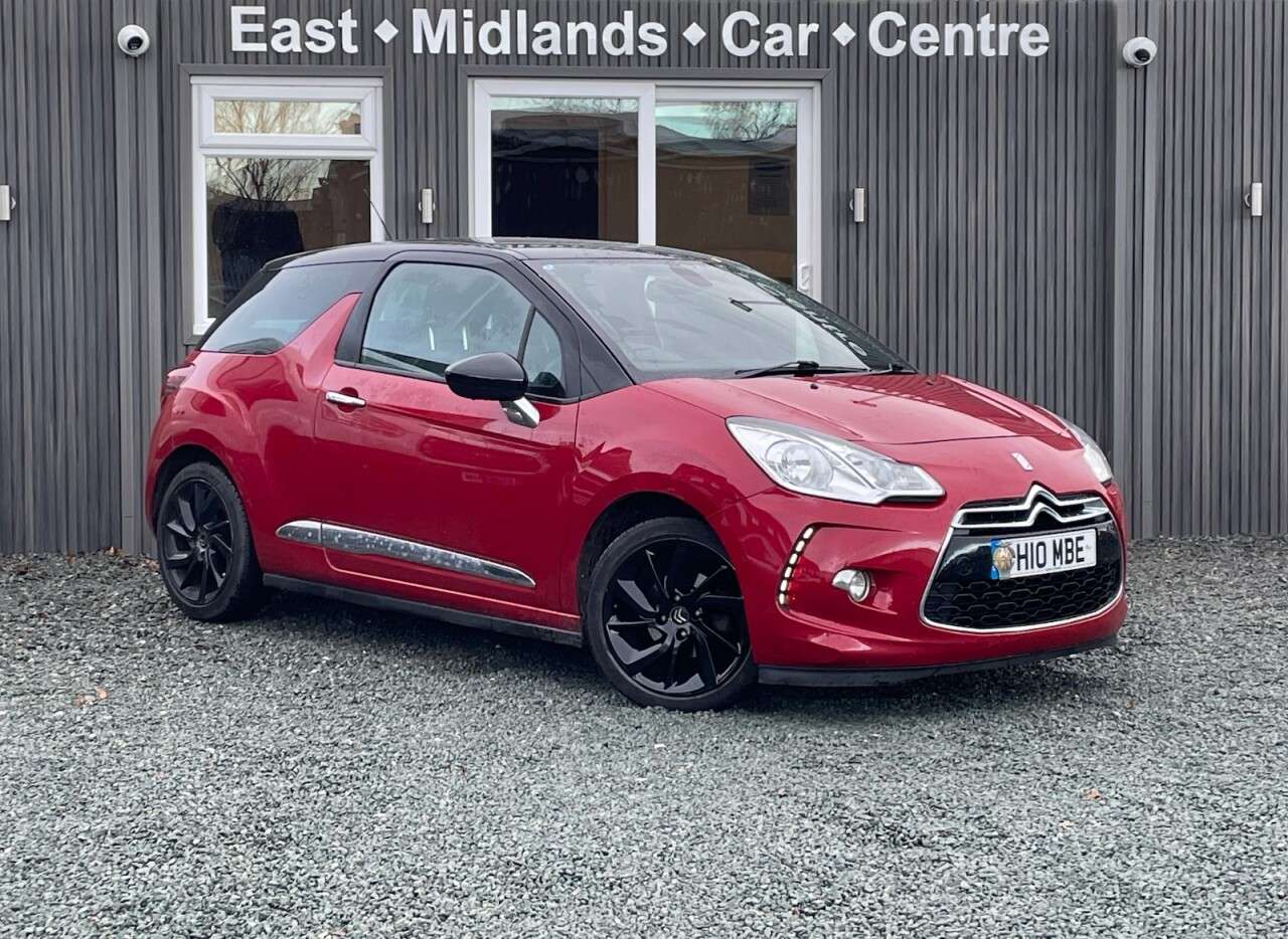 A 2015 CITROEN DS3 1.6 e-HDi DStyle Plus Hatchback 3dr Diesel Manual Euro 5 (s/s) (90 ps) A 2015 CITROEN DS3 1.6 e-HDi DStyle Plus Hatchback 3dr Diesel Manual Euro 5 (s/s) (90 ps)